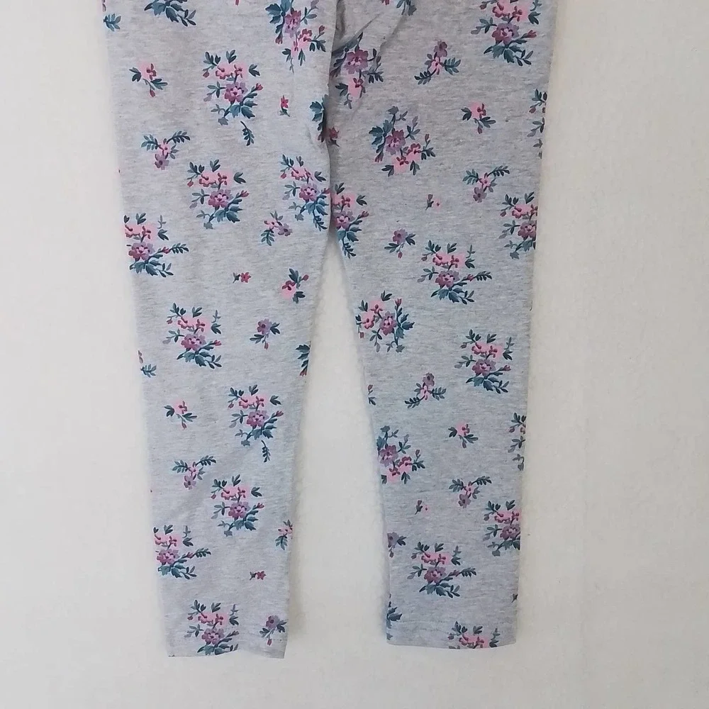 OshKosh Cotton Blend Leggings Size 4‎ in Gray w/ Floral Print